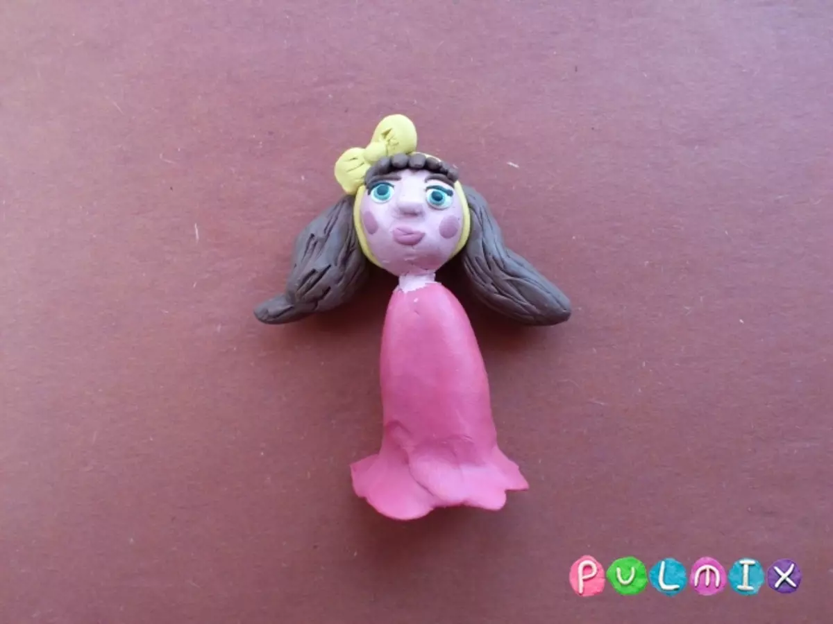 Come fare le fasi di plastilina di una persona: sculpino la ragazza con foto e video