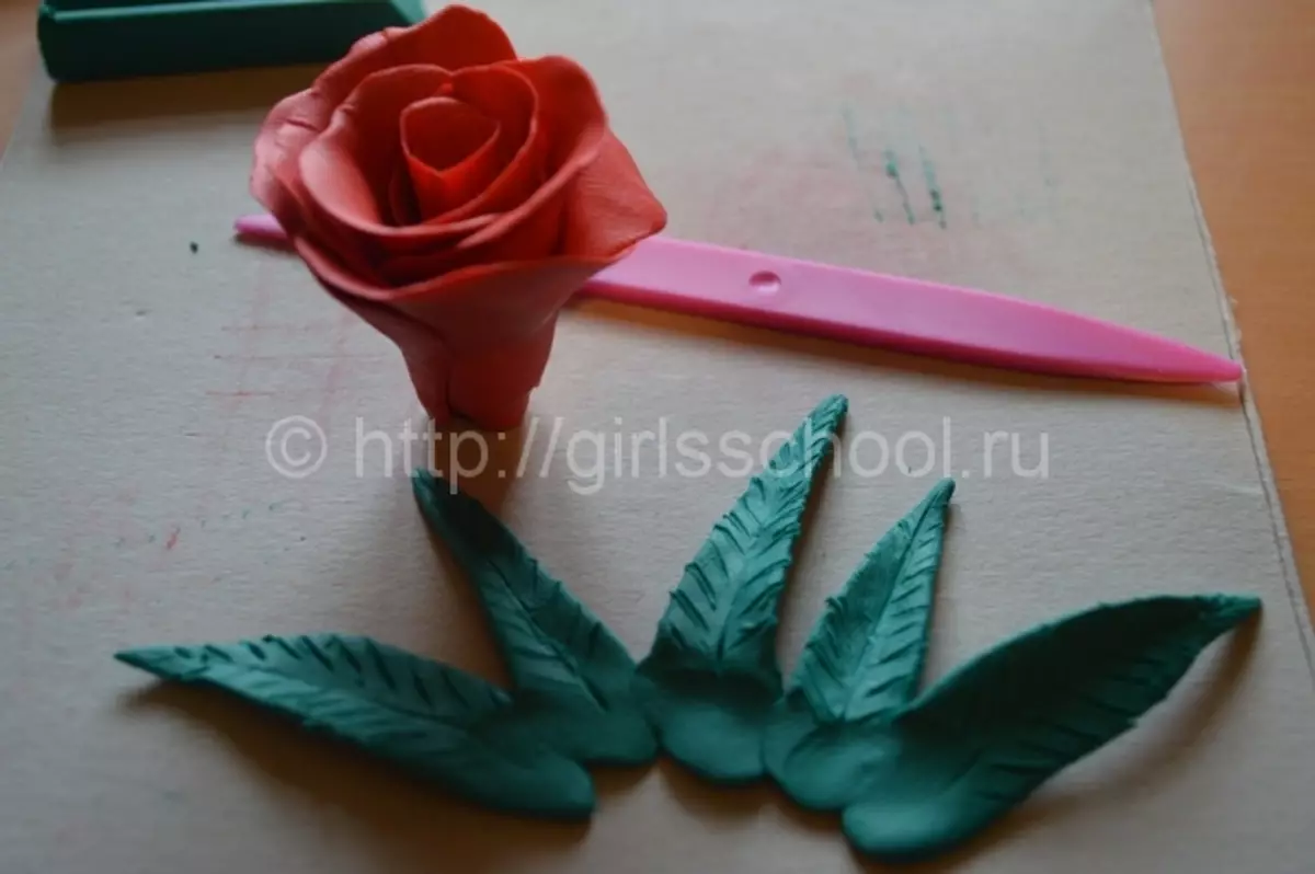 Kaip padaryti, kad rožė iš plastilino su savo rankomis stiliaus su nuotraukomis ir vaizdo įrašais