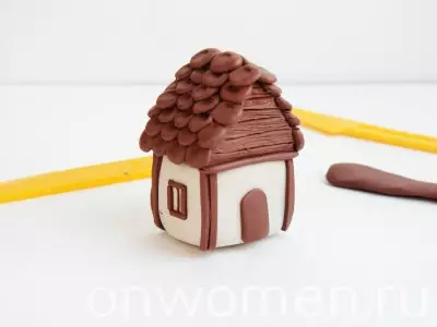 Bagaimana untuk membuat rumah dari plasticine untuk anak patung melakukannya sendiri dengan foto dan video