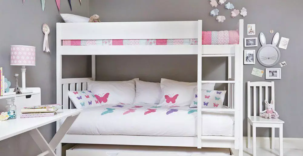 Como elixir unha cama de litera nunha habitación infantil?