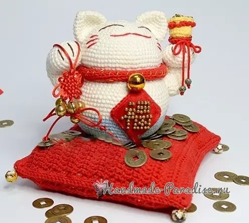 Money Cat Maleki-Neco. Schémas à tricoter au crochet