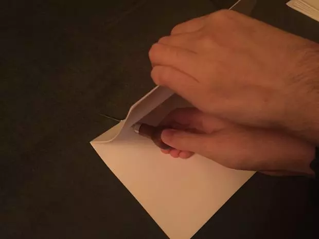 Notepad s kožnim poklopcem vlastitim rukama