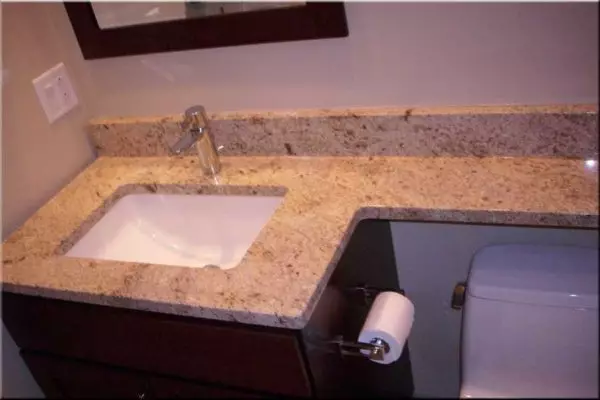 Tabletop v kúpeľni pod umývadlom: výber a nezávislá výroba