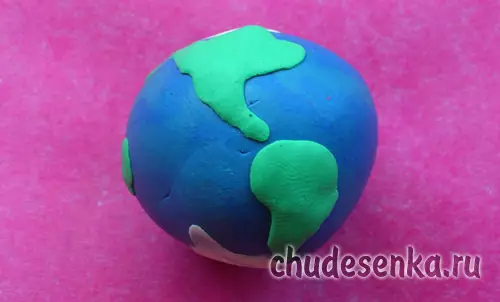 Comment faire un globe plasticien avec vos propres mains pour les enfants avec des photos et des vidéos