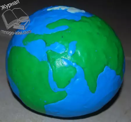 كيفية جعل الكرة الأرضية البلاستيسين بأيديك الخاصة للأطفال المصابين بالصور ومقاطع الفيديو
