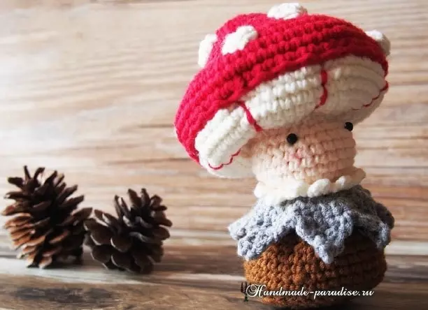 Mushroom Mushroom Mushroom. Knit Crochet Amigurumi.