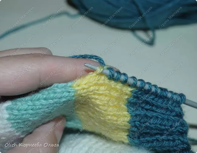 Плетени добре плетени: правила правила за бутони за момиче 5 години