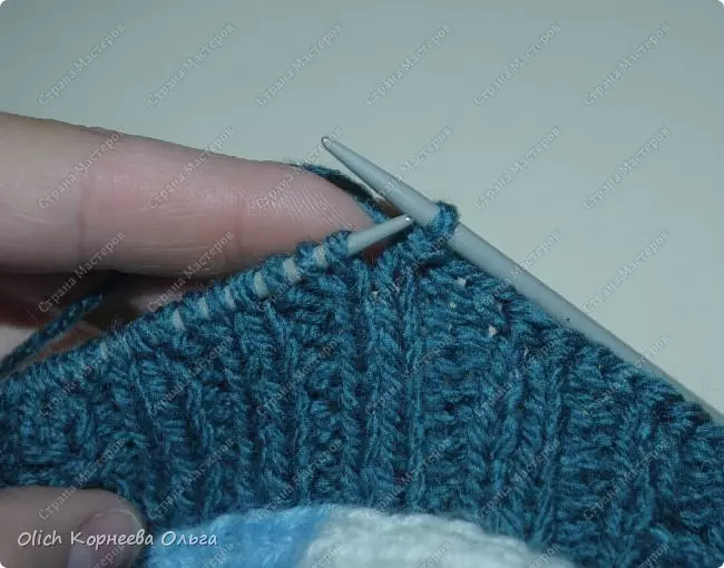 Knitted goed: Circuit regels op knoppen foar famke 5 jier