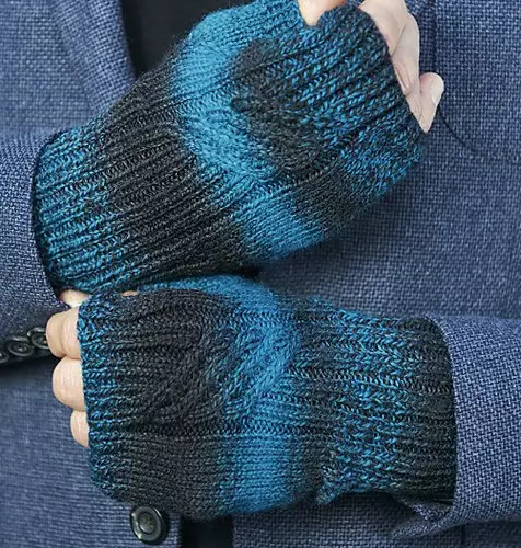 Машки ракавици плетени на двајца краци: господар класа со фотографии и видео