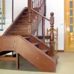 Comment calculer les escaliers au deuxième étage: paramètres optimaux