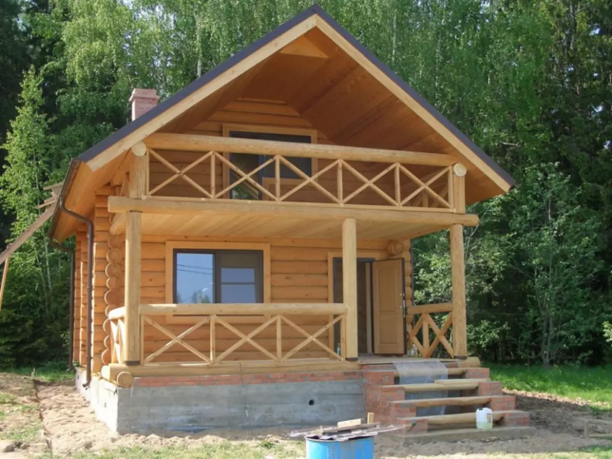 Balcony in a wooden house do it yourself (photo)