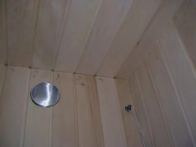 Instalación de tablillas en el baño con sus propias manos, guía paso a paso, cómo levantar el par de vagones y la sauna