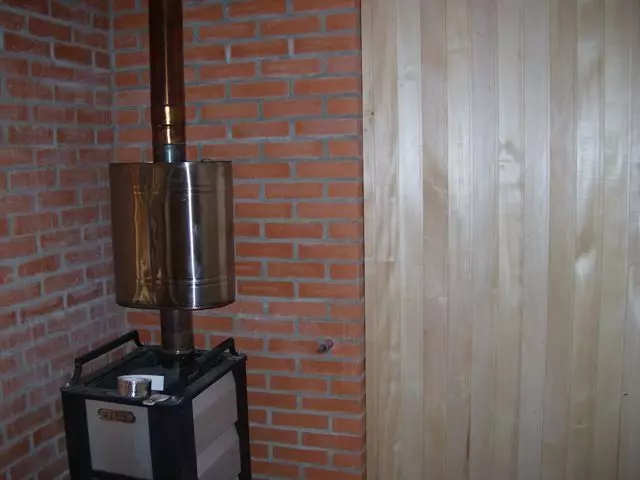 Instalación de taboleiro no baño coas súas propias mans - Guía paso a paso, como levantar o par de vagóns e sauna