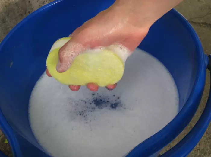 Τεχνική και μέσα από το πλύσιμο ταπετσαρίας που πλένεται