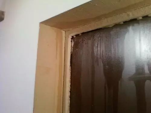 Hoe Condensaat op de deur van het inlaat te elimineren
