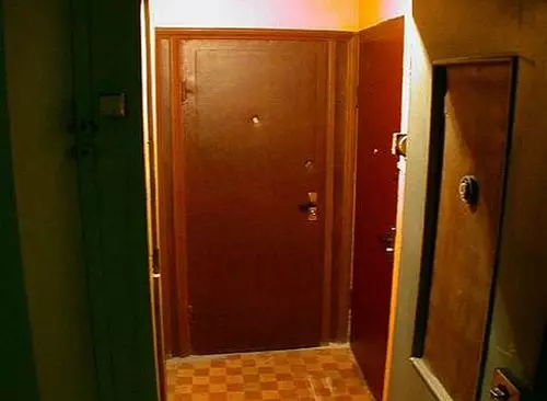 Тамбура Врата на степеништу: Од избора за инсталацију