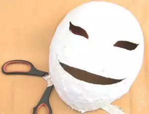 Cómo hacer máscaras, hágalo usted mismo: patrones de papel con esquemas
