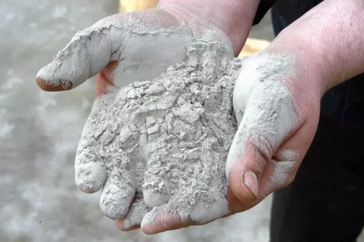 Hur man spädar cement? Vad ska vara förhållandet mellan cement och sand?