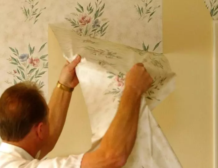 Comment éliminer rapidement le papier peint vinyle des murs