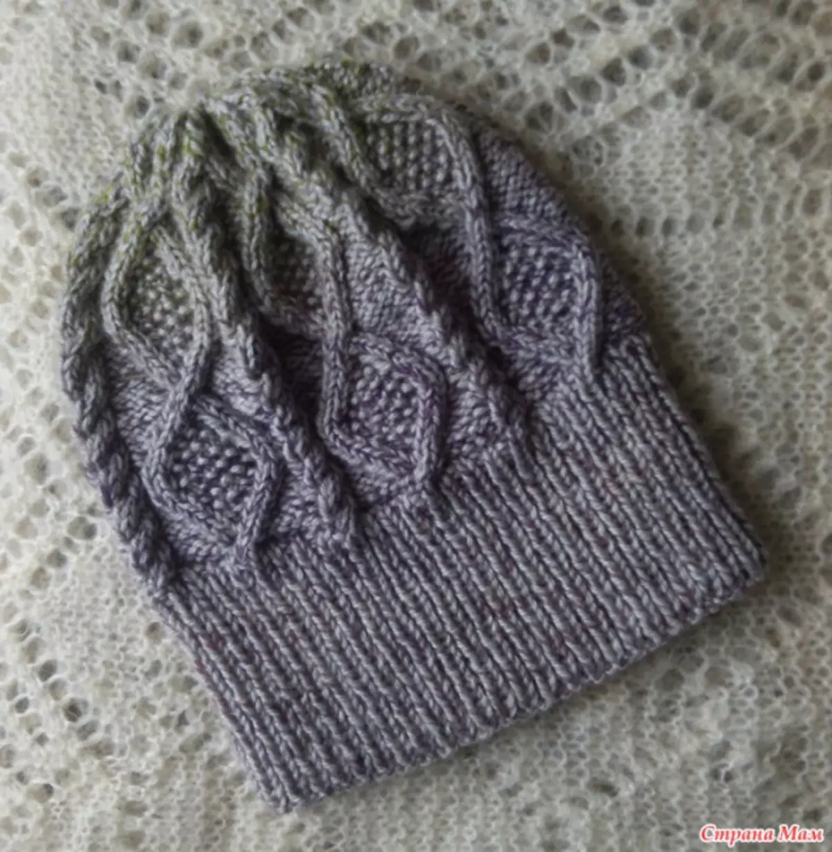 Pattern for cap with the knitting needles: schemes for beginners with video