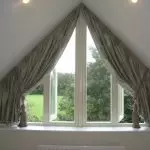 Вибір штор на маленьке вікно: рекомендації і стилі оформлення