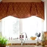 Избор на завеси на мал прозорец: Препораки и стилови на дизајн