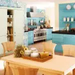 باورچی خانے کے لئے وال پیپر منتخب کرنے کے لئے تجاویز: رنگ، عملیی اور ڈیزائن (+40 فوٹو)