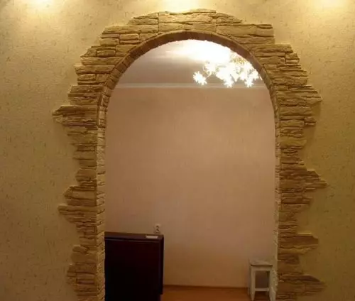 Addurno Arch gyda Stone Addurnol: Opsiynau Lluniau