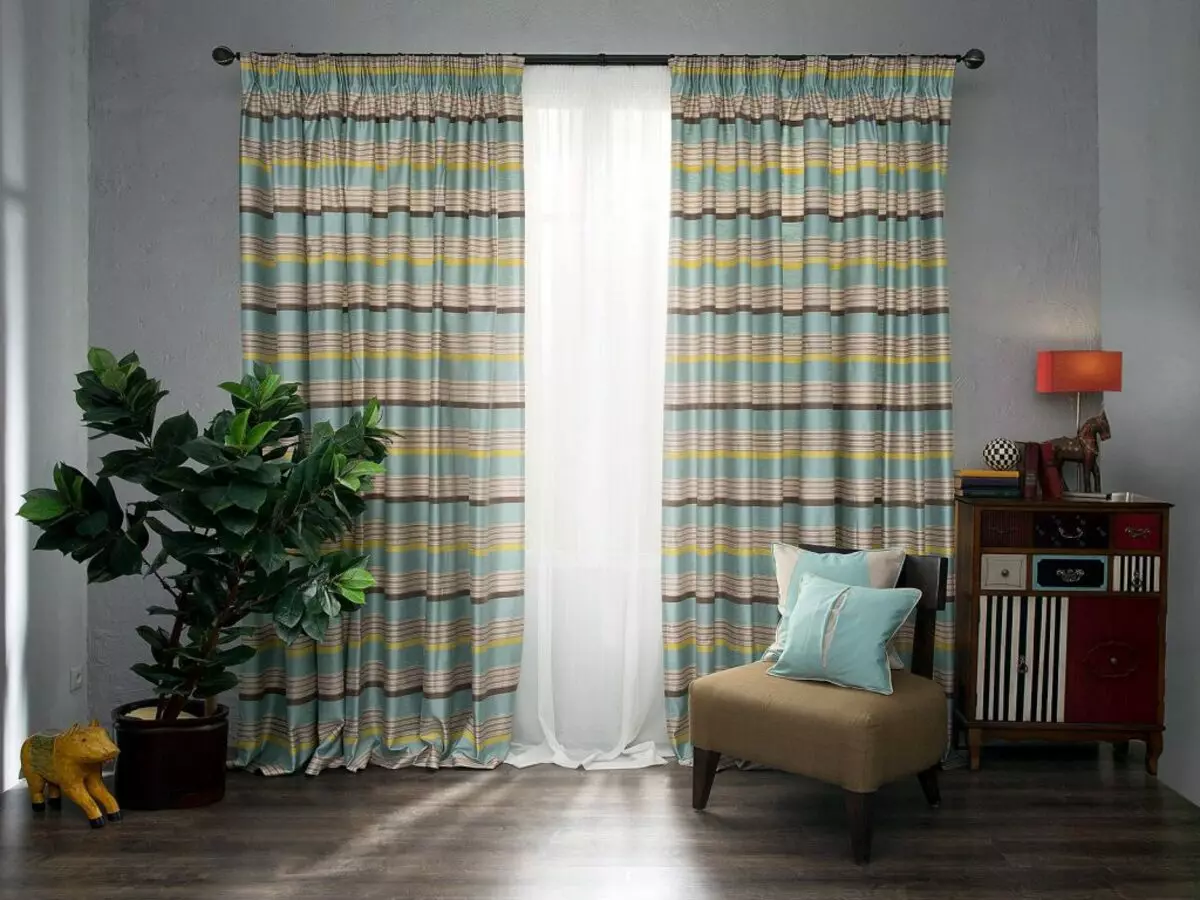 Striped curtains - universal xaiv rau txhua sab hauv