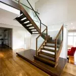 Jaké schodiště vybere pro soukromý dům? [10 Sověti z profesionálů]