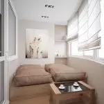 Piccolo design balcone: creazione di una stanza di riposo