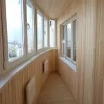 Внутрішнє оздоблення балкона: проведення робіт повністю своїми руками