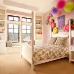 Farklı yaştaki kızlar için şık yatak odası tasarımı: ilginç fikirler ve önemli detaylar