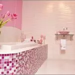 浴室配有现代塑料面板 - 设计和安装