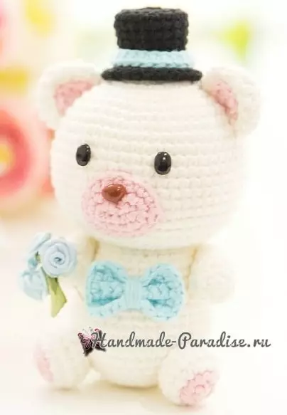 Mitondra mariazy. Ampakarina sy Groom Amigurumi