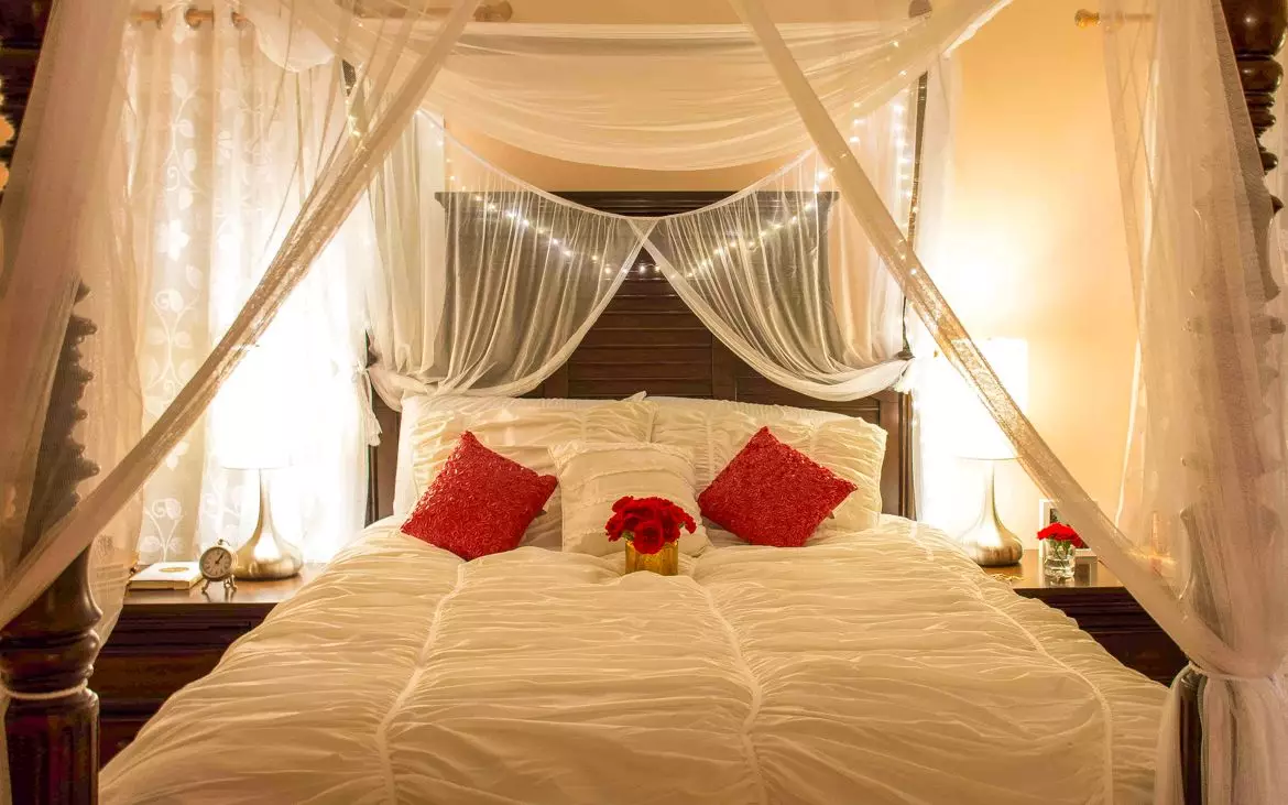 Κρεβάτι με Baldakhin - Ρομαντικό στην κρεβατοκάμαρά σας