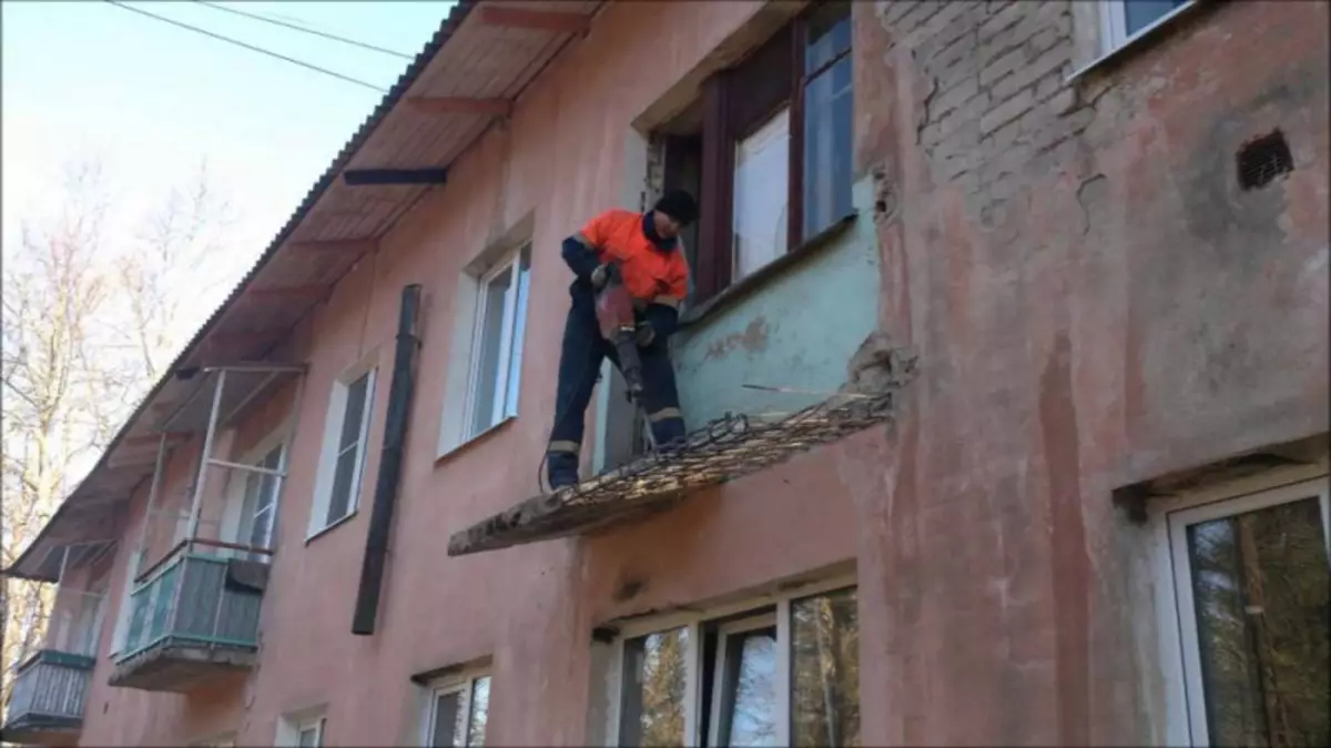 Balkonun onarımı için başvurun: mevzuatın incelikleri