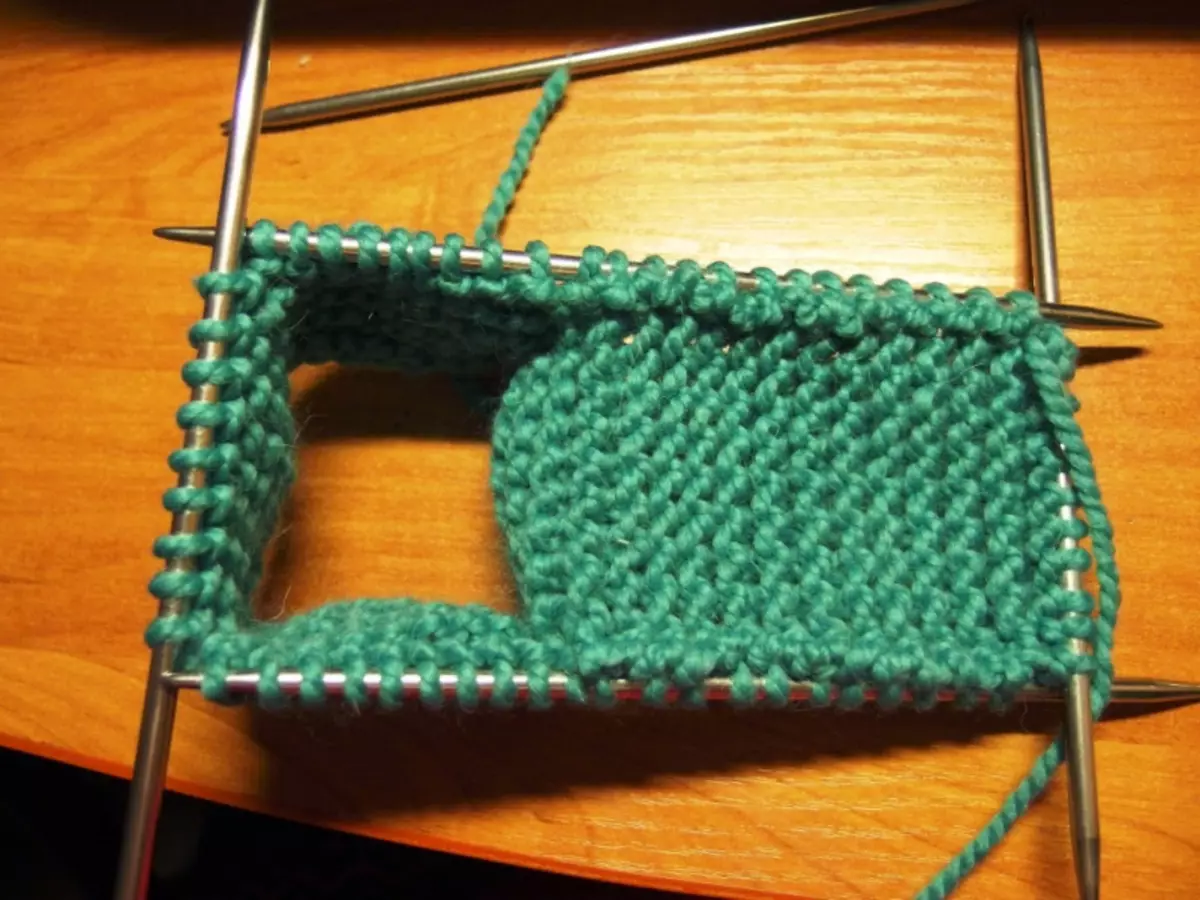 Boots with knitting needles and photos with video for beginners