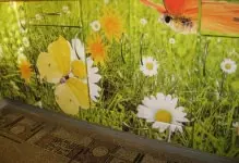 Universal self-adhesive wallpapers - a deposit of high-quality repair