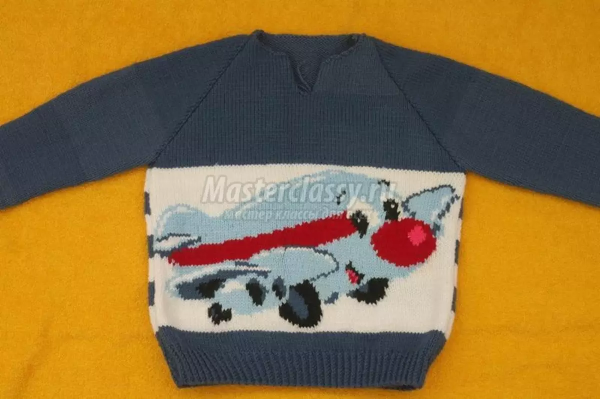 Pullover-Raglan-Stricknadeln für einen Jungen mit Schemata und Video