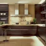 Šiuolaikinis virtuvės dizainas Chruščiove aukštųjų technologijų stiliaus