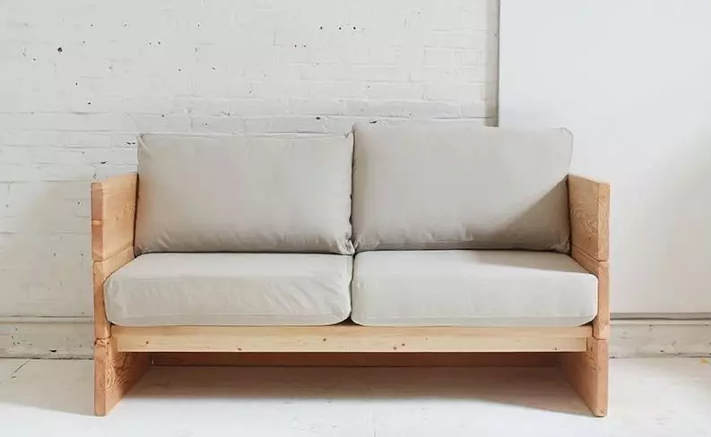 Simple sofa do it yourself