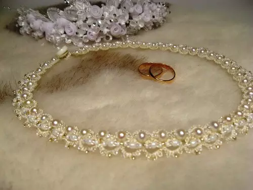 Wedding Bead Necklace: Master class na may mga scheme.