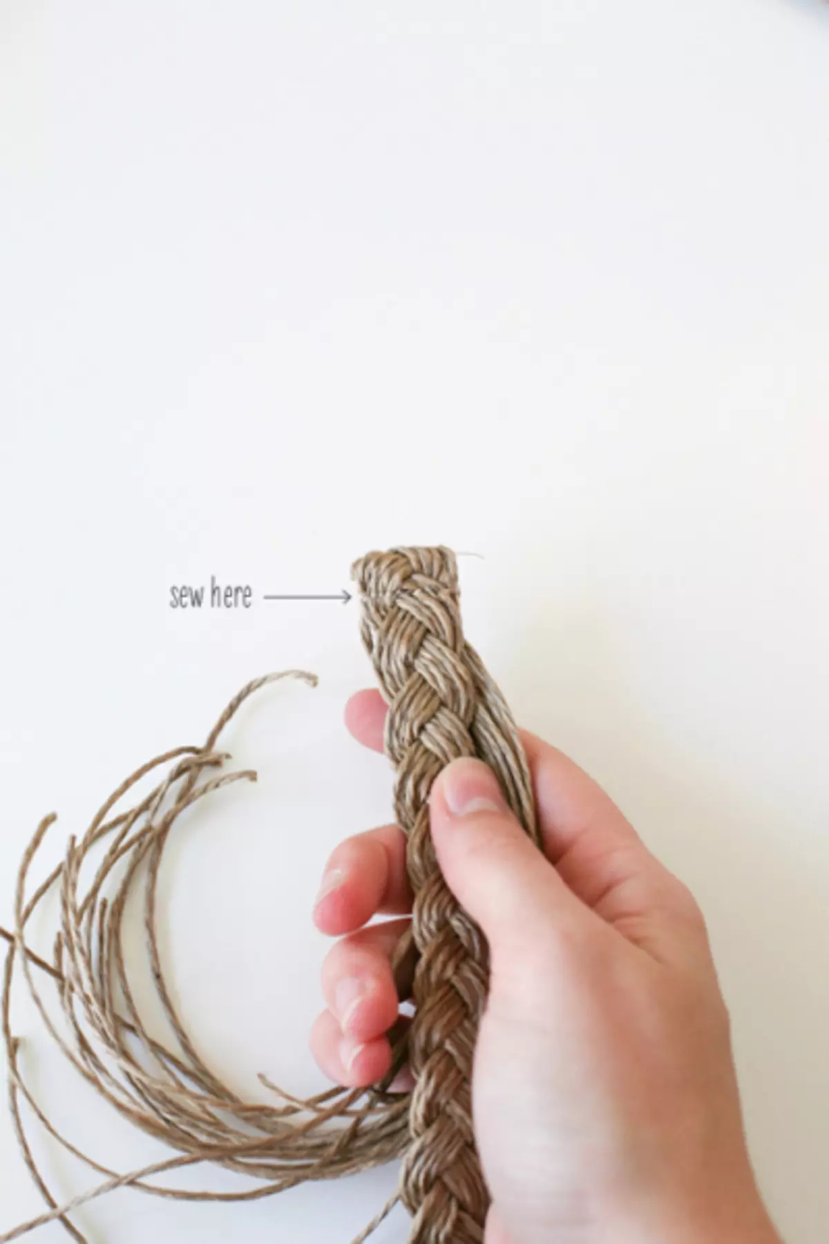 Braided belt with your own hands