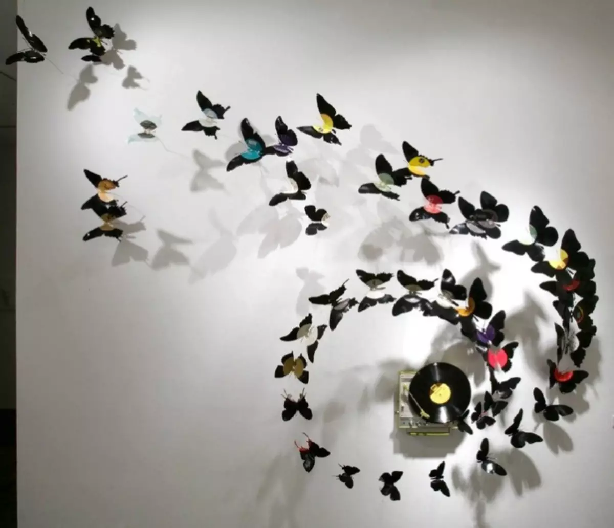 Лептири на зидовима то раде сами: 3 идеја као што их ради