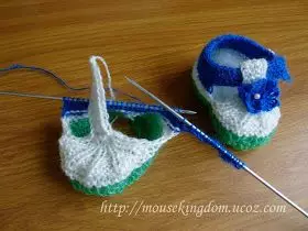 Sandalics with knitting needles: video with a description of the master class