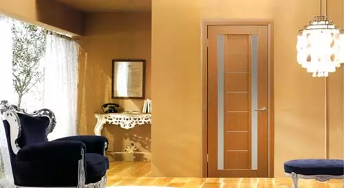 მილანის კარები ფერი: ფოტო ინტერიერში