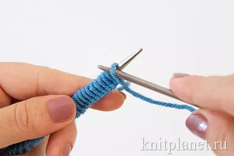 Basics of knitting needles for beginners in pictures