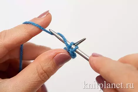 Basics of knitting needles for beginners in pictures