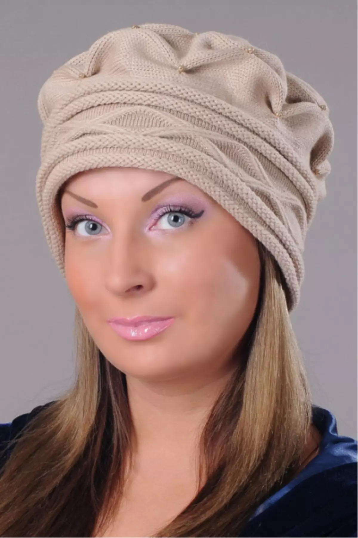 Дамска шапка с ръце с плетене със снимки и видеоклипове